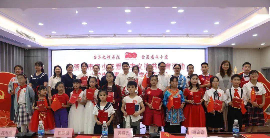 探寻如果在你冷的时候你和一个男生要衣服然后他把他的衣服脱下来给你这代表什么?